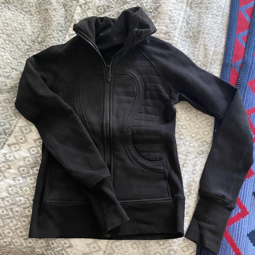 Lululemon Sweatshirt